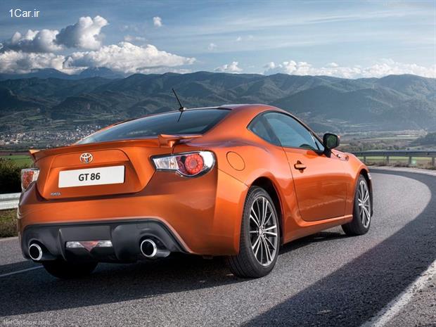 بررسی تویوتا GT86